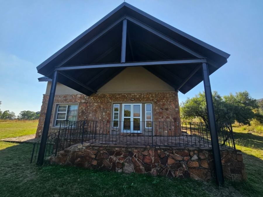 3 Bedroom Property for Sale in Utopia Nature Estate North West